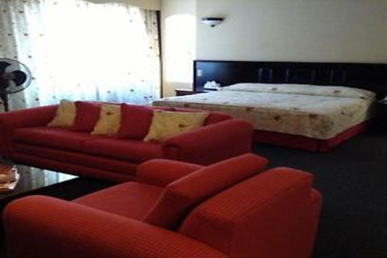 Hotel Real De Uruapan Uruapan  ภายนอก รูปภาพ