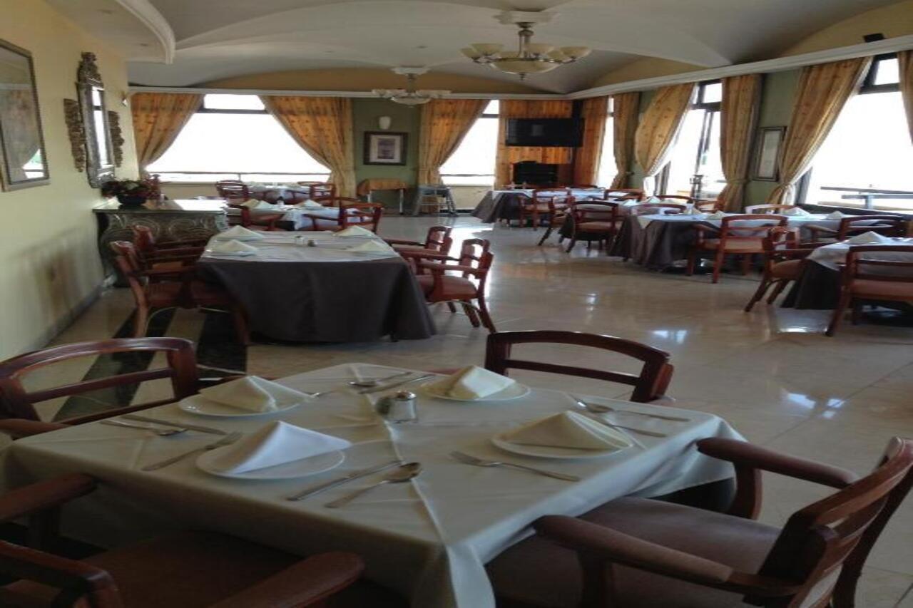 Hotel Real De Uruapan Uruapan  ภายนอก รูปภาพ