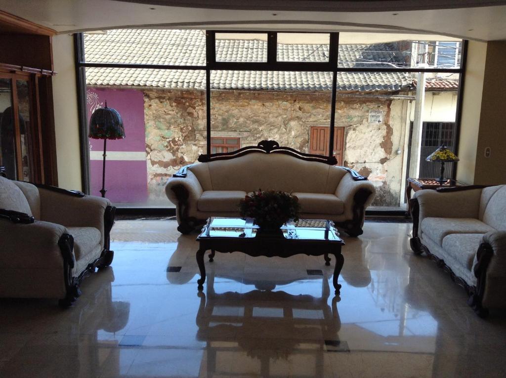 Hotel Real De Uruapan Uruapan  ภายนอก รูปภาพ