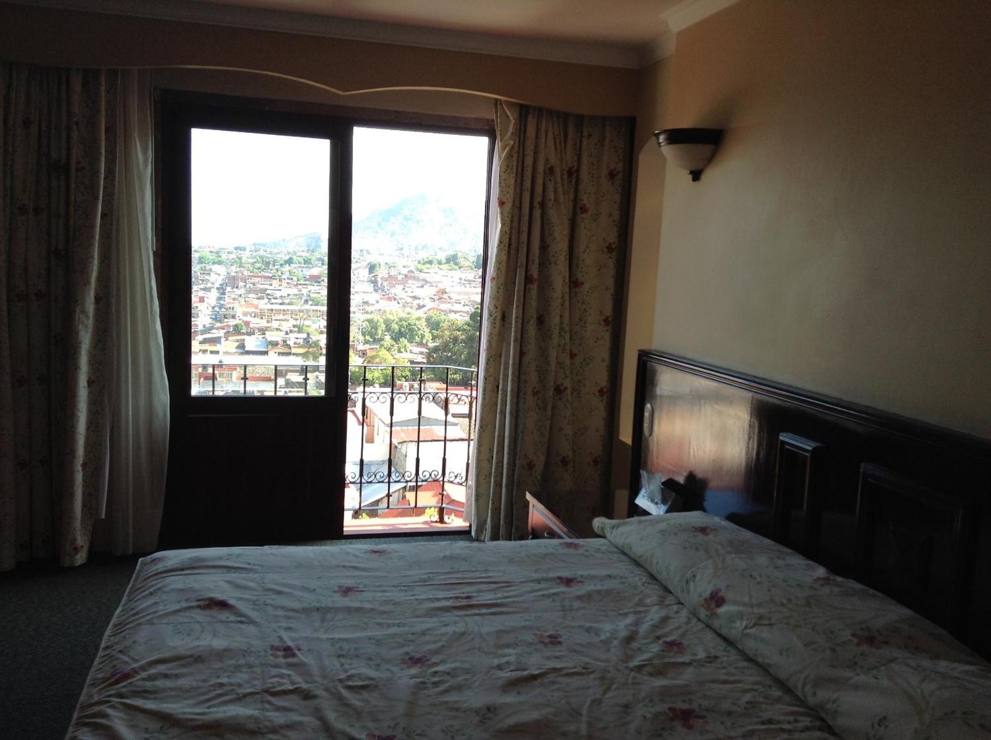 Hotel Real De Uruapan Uruapan  ภายนอก รูปภาพ