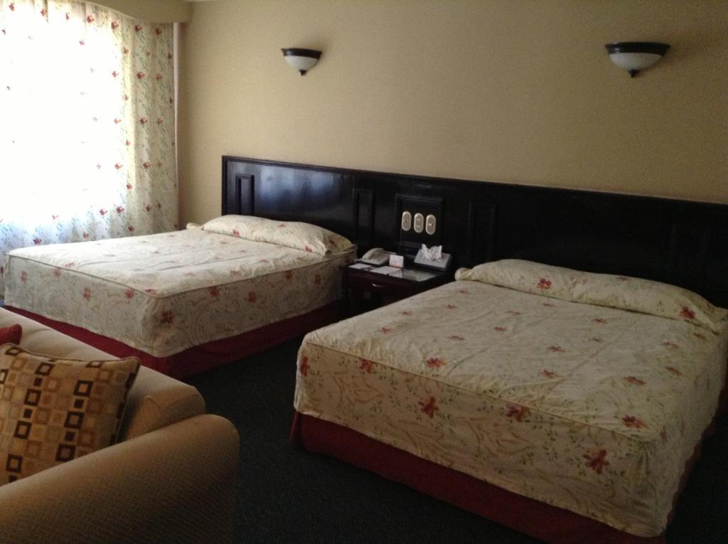 Hotel Real De Uruapan Uruapan  ภายนอก รูปภาพ