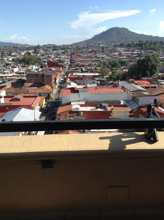 Hotel Real De Uruapan Uruapan  ภายนอก รูปภาพ